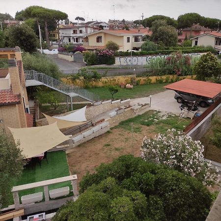 Villa Giuliana Stanze Con Bagno Interno In Villa A 350 Mt Spiaggia Libera Lido Delle Sirene Анцио Экстерьер фото